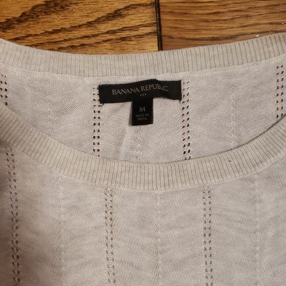 Banana Republic Sweater - Picture 2 of 2